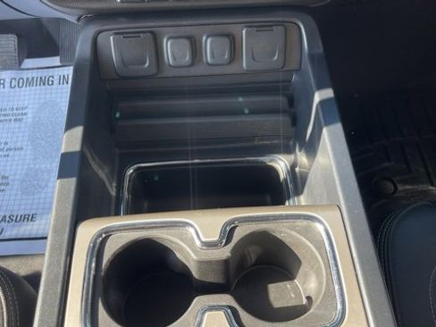 Used 2016 GMC Sierra 2500 Denali w/ Driver Alert Package image 21