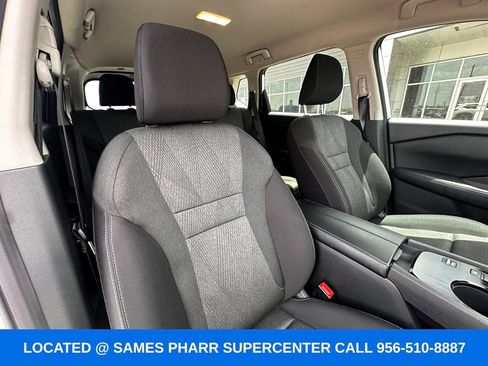 Used 2026 Nissan Rogue SV FWD image 23