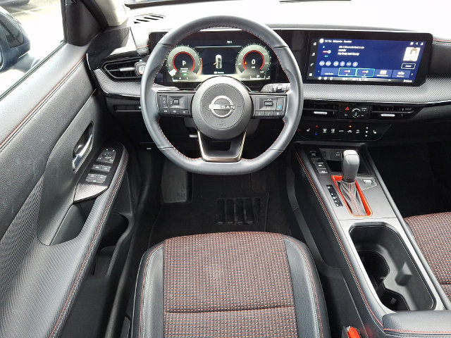 Used 2026 Nissan Kicks SR w/ Cold Weather Package AWD/4WD image 12
