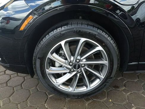 Certified 2025 Lincoln Corsair Grand Touring AWD/4WD image 10
