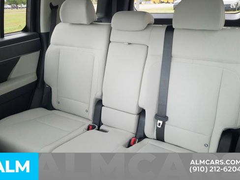 Used 2026 Hyundai Santa Fe SE image 17