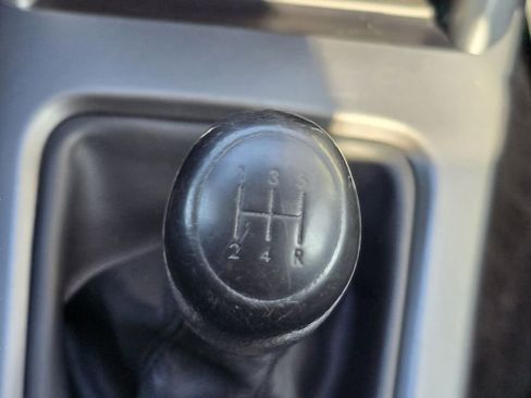 Used 2013 Subaru Forester 2.5X Premium image 10