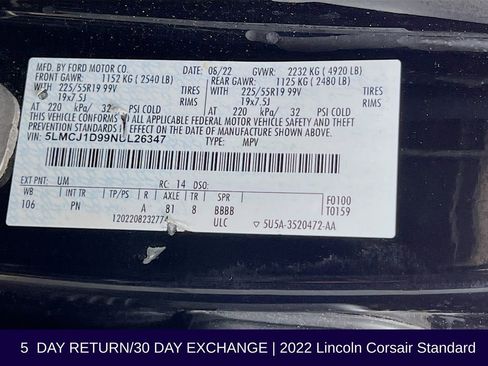 Used 2022 Lincoln Corsair AWD w/ Premium Package image 37