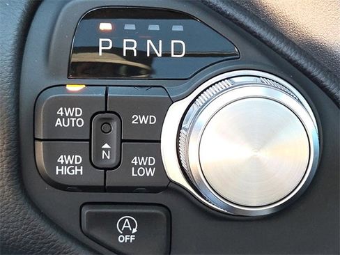 Used 2025 RAM 1500 Laramie image 26