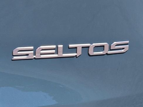 New 2026 Kia Seltos S FWD image 6