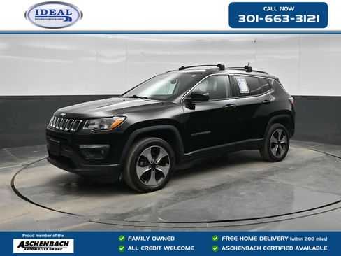 Used 2017 Jeep Compass Latitude w/ Popular Equipment Group image 1