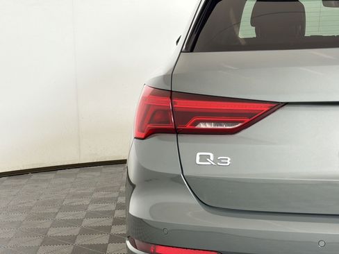 Certified 2022 Audi Q3 2.0T Premium w/ Convenience Package AWD/4WD image 13