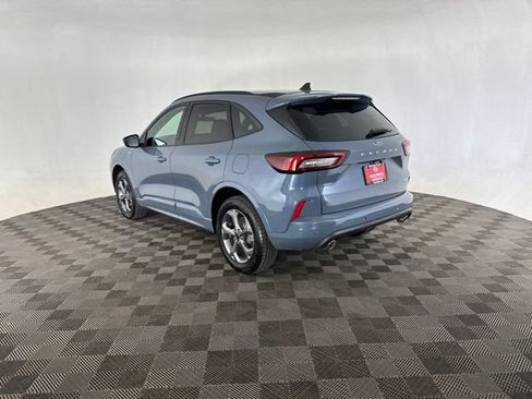 Used 2024 Ford Escape ST-Line w/ Tech Pack #1 AWD/4WD image 7
