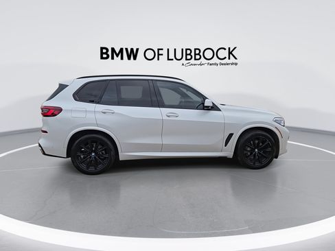 Used 2020 BMW X5 sDrive40i w/ M Sport Package RWD image 9