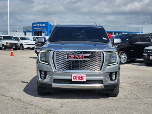 Used 2023 GMC Yukon Denali AWD/4WD image 2