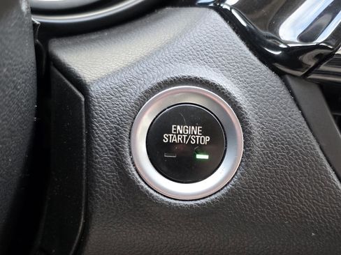 Used 2017 Buick Envision Essence image 14