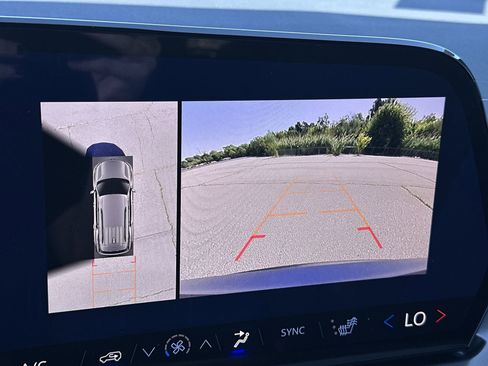 New 2026 Chevrolet Traverse LT w/ Sun and Wheel Package image 51