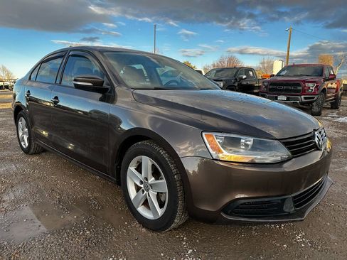 Used 2012 Volkswagen Jetta TDI image 1