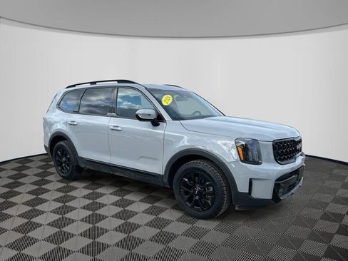 Used 2024 Kia Telluride SX X-Pro image 3