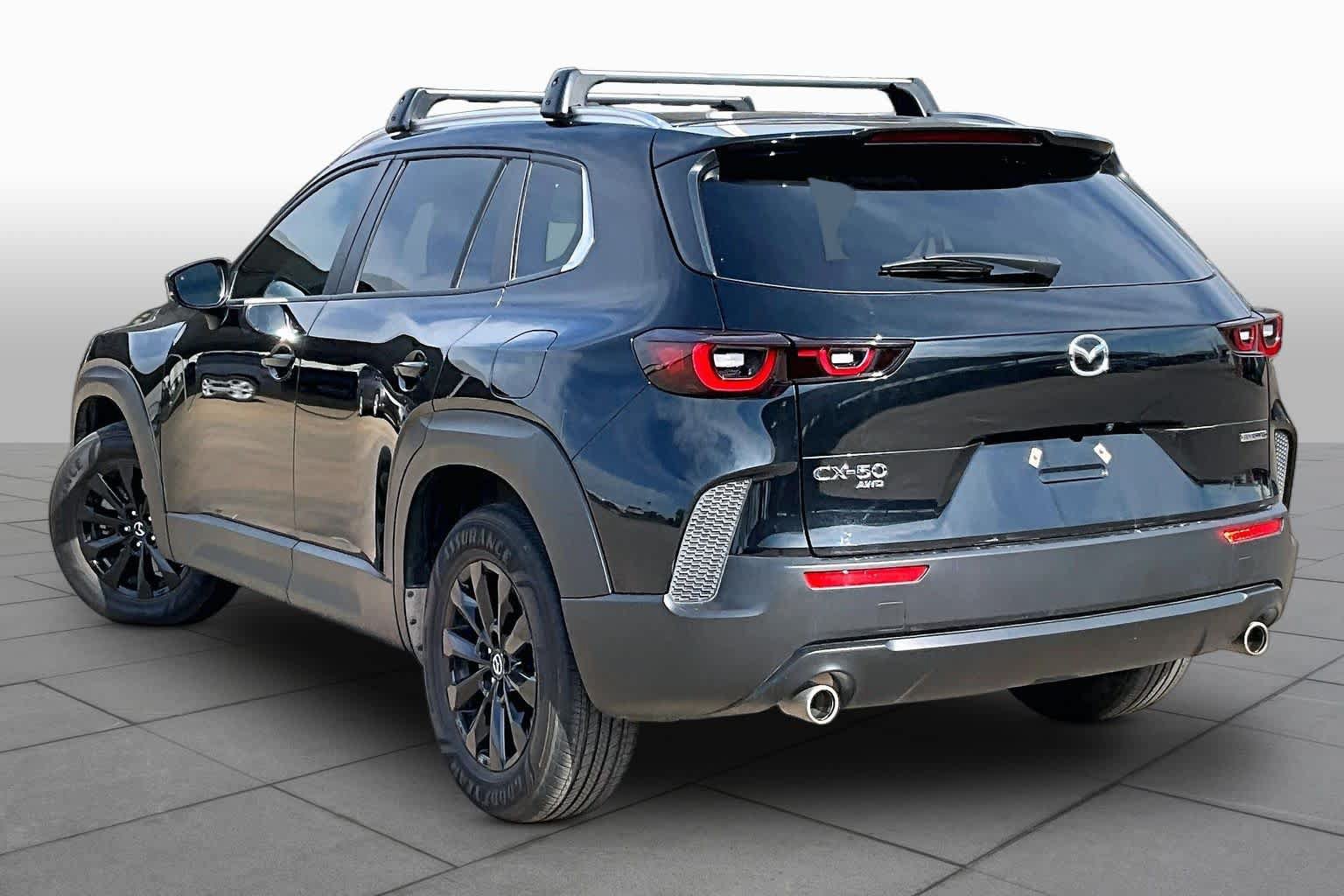 Used 2024 MAZDA CX-50 AWD 2.5 S w/ Preferred Package image 12