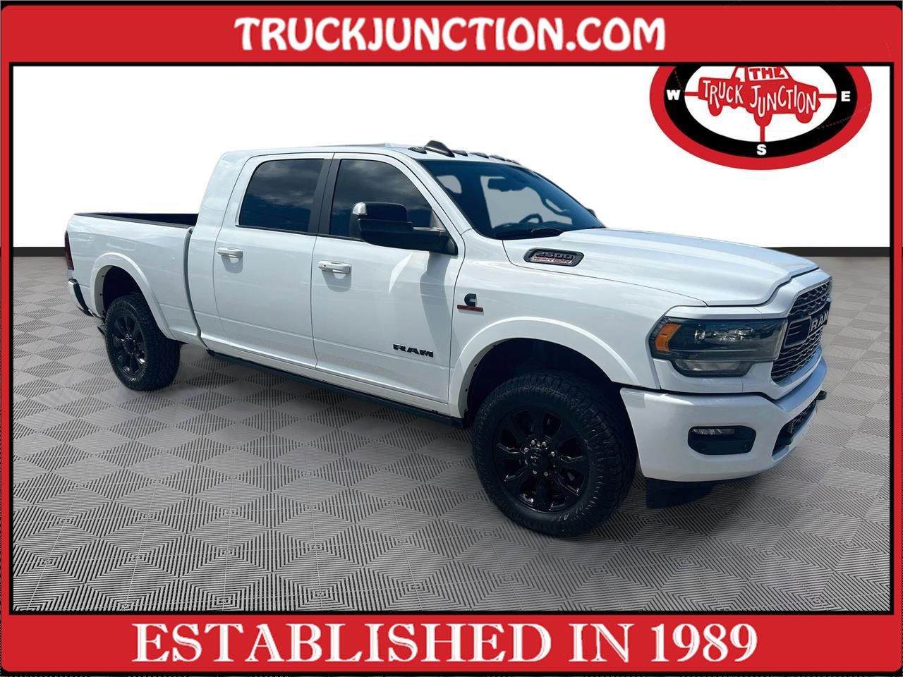 Used 2022 RAM 2500 Limited w/ Night Edition AWD/4WD image 1