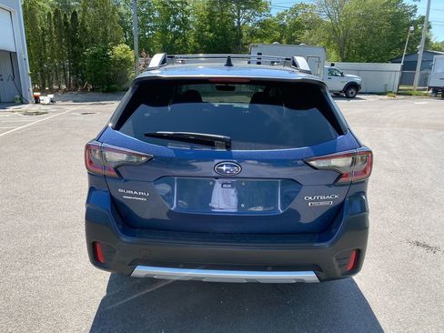 Used 2022 Subaru Outback Touring image 6
