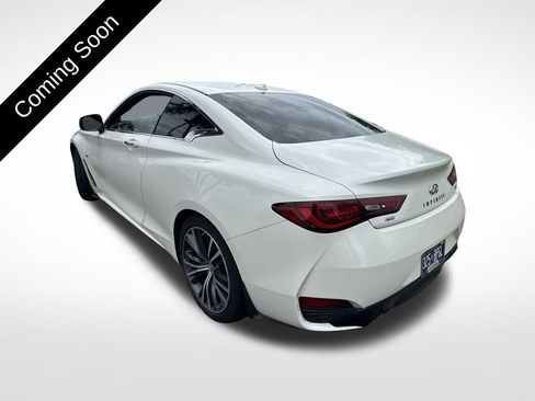Used 2019 INFINITI Q60 3.0t Luxe w/ Essential Package AWD/4WD image 6