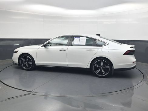 Used 2023 Honda Accord Sport image 7