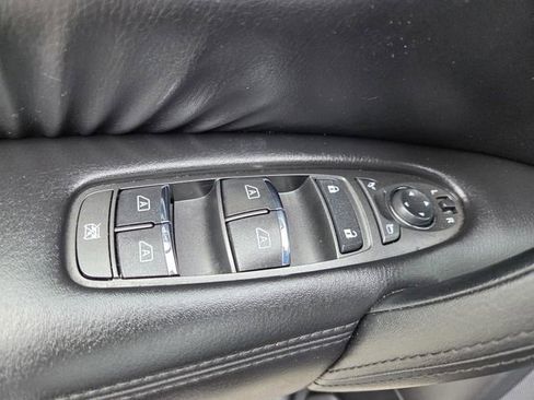 Used 2022 Nissan Armada SL w/ Captain's Chairs Package AWD/4WD image 27