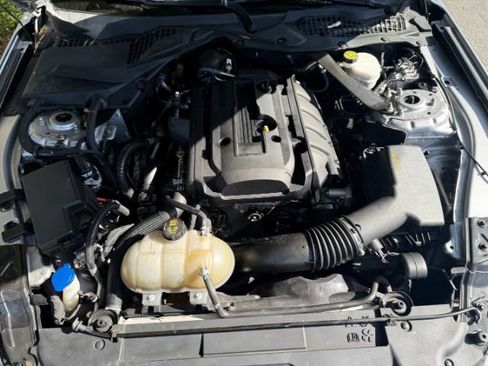 Used 2020 Ford Mustang Premium RWD image 31