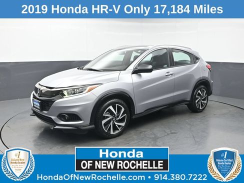 Used 2019 Honda HR-V Sport image 1