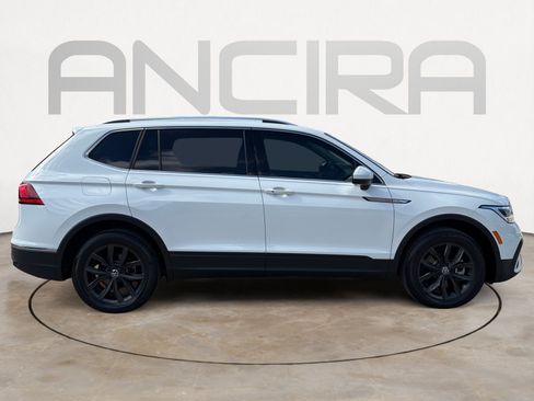 Used 2024 Volkswagen Tiguan SE w/ MDO Package, Three-Row FWD image 11