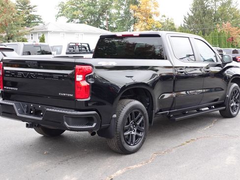 Used 2023 Chevrolet Silverado 1500 Custom image 3