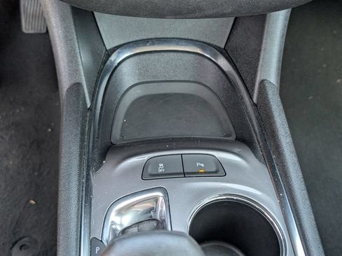 Used 2024 Chevrolet Malibu LT FWD image 9