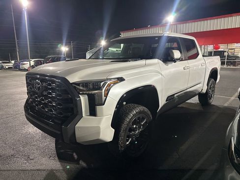 Used 2024 Toyota Tundra Platinum AWD/4WD image 1