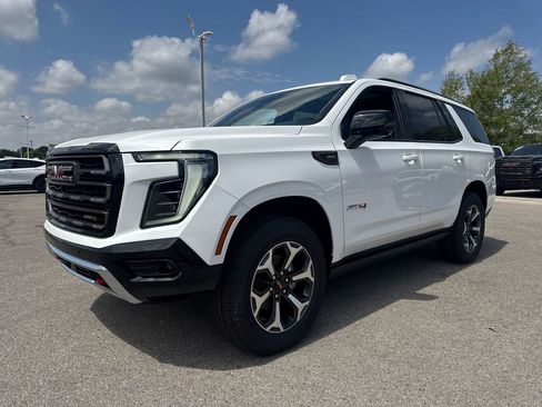 New 2026 GMC Yukon AT4 Ultimate w/ LPO, Floor Liner Package AWD/4WD image 2