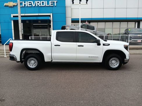 Used 2026 GMC Sierra 1500 Pro w/ Pro Value Package AWD/4WD image 6