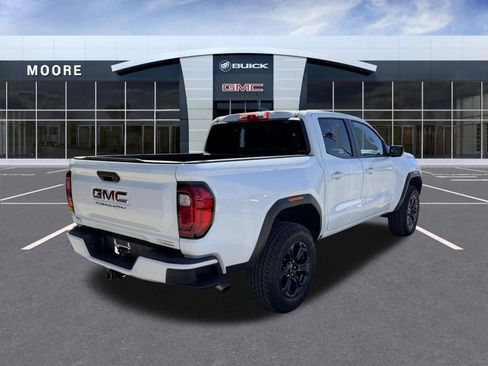 Used 2025 GMC Canyon Elevation w/ Convenience Package RWD image 3