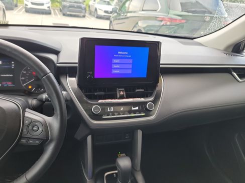 Used 2023 Toyota Corolla Cross LE w/ Moonroof Package FWD image 18