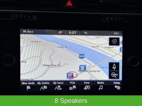 Used 2016 Volkswagen Golf 4-Door image 4