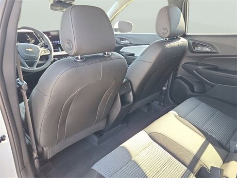 New 2026 Chevrolet Trax LT image 15