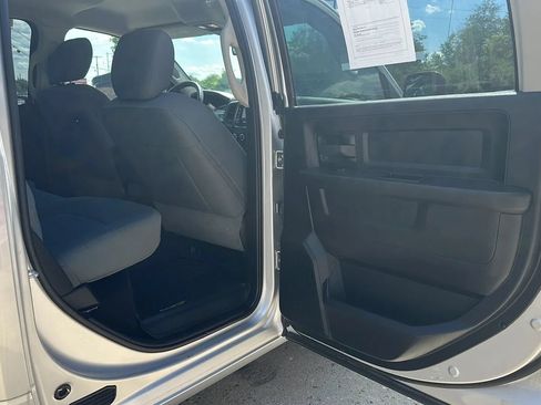 Used 2016 RAM 1500 Express w/ Popular Equipment Group AWD/4WD image 15
