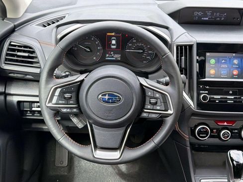 Used 2021 Subaru Crosstrek 2.0i Premium w/ Moonroof Package AWD/4WD image 11