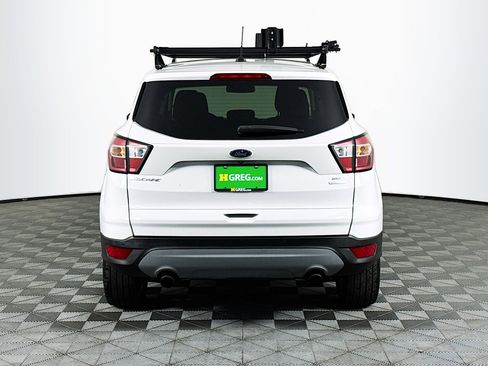 Used 2018 Ford Escape SE w/ Ford Safe & Smart Package image 8