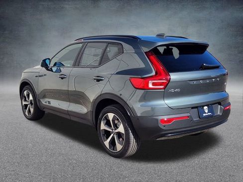 New 2026 Volvo XC40 B5 Plus w/ Protection Package Premier image 5