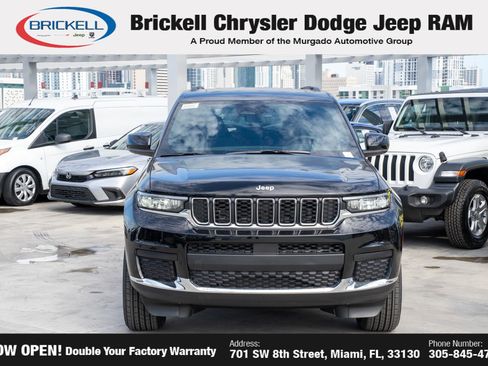 New 2025 Jeep Grand Cherokee L Laredo image 2