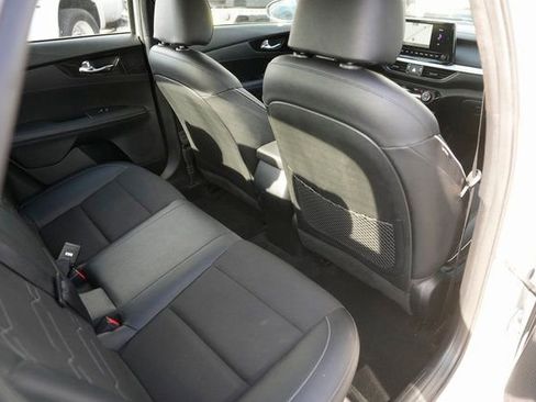 Used 2024 Kia Forte GT-Line image 14