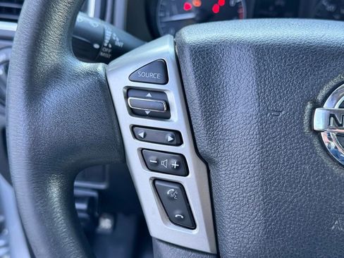 Used 2017 Nissan Titan S AWD/4WD image 14