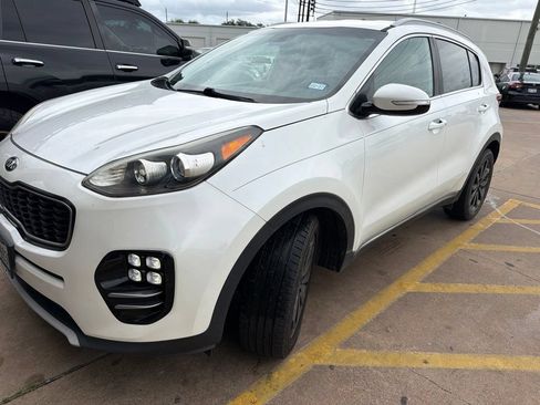 Used 2019 Kia Sportage EX w/ EX Sport Appearance Package FWD image 2