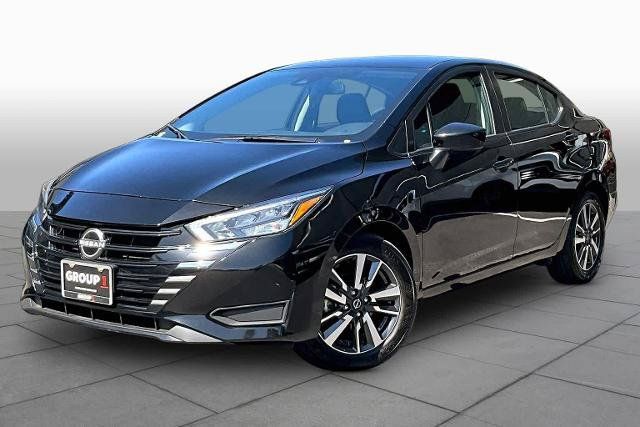 Certified 2025 Nissan Versa SV FWD image 1