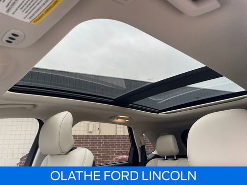 Used 2019 Ford Edge Titanium w/ Equipment Group 301A image 28