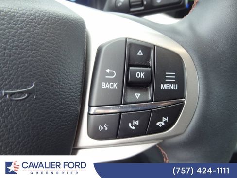 Used 2026 Ford Explorer Active w/ Active Comfort Package AWD/4WD image 22