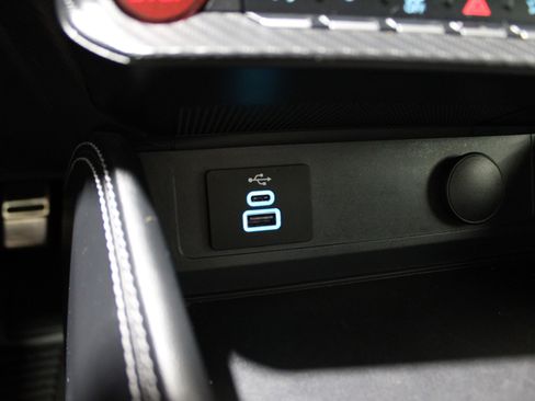 Used 2025 Ford Mustang GT Premium image 22