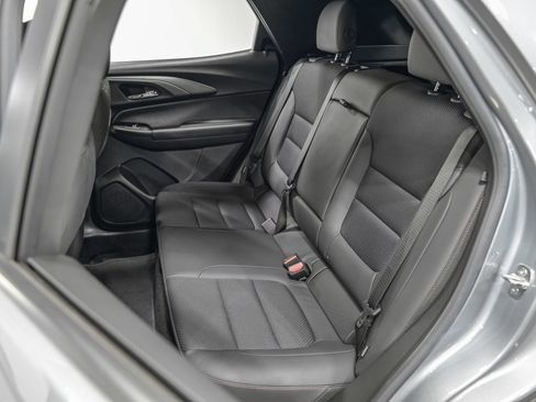 Used 2023 Chevrolet TrailBlazer RS FWD image 28