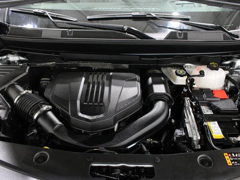 Used 2025 Buick Enclave Avenir AWD/4WD image 42